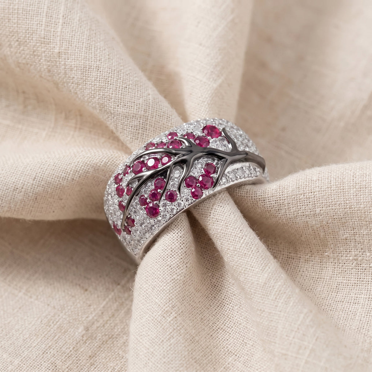 Prsten Rozkvetlý strom s rubínem | Bílé zlato